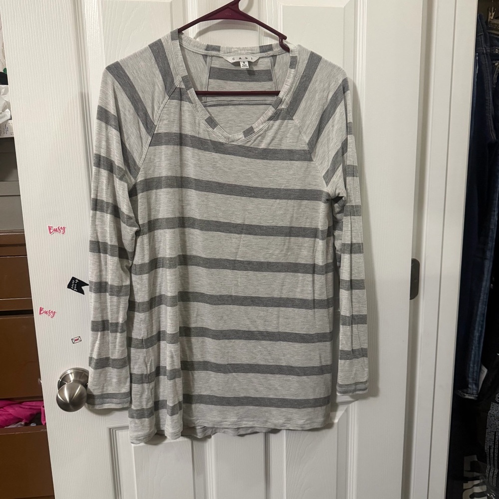 Cabi 940 Womens Gray White Striped V-Neck Long Sleeve Raglan T-Shirt‎ Top S